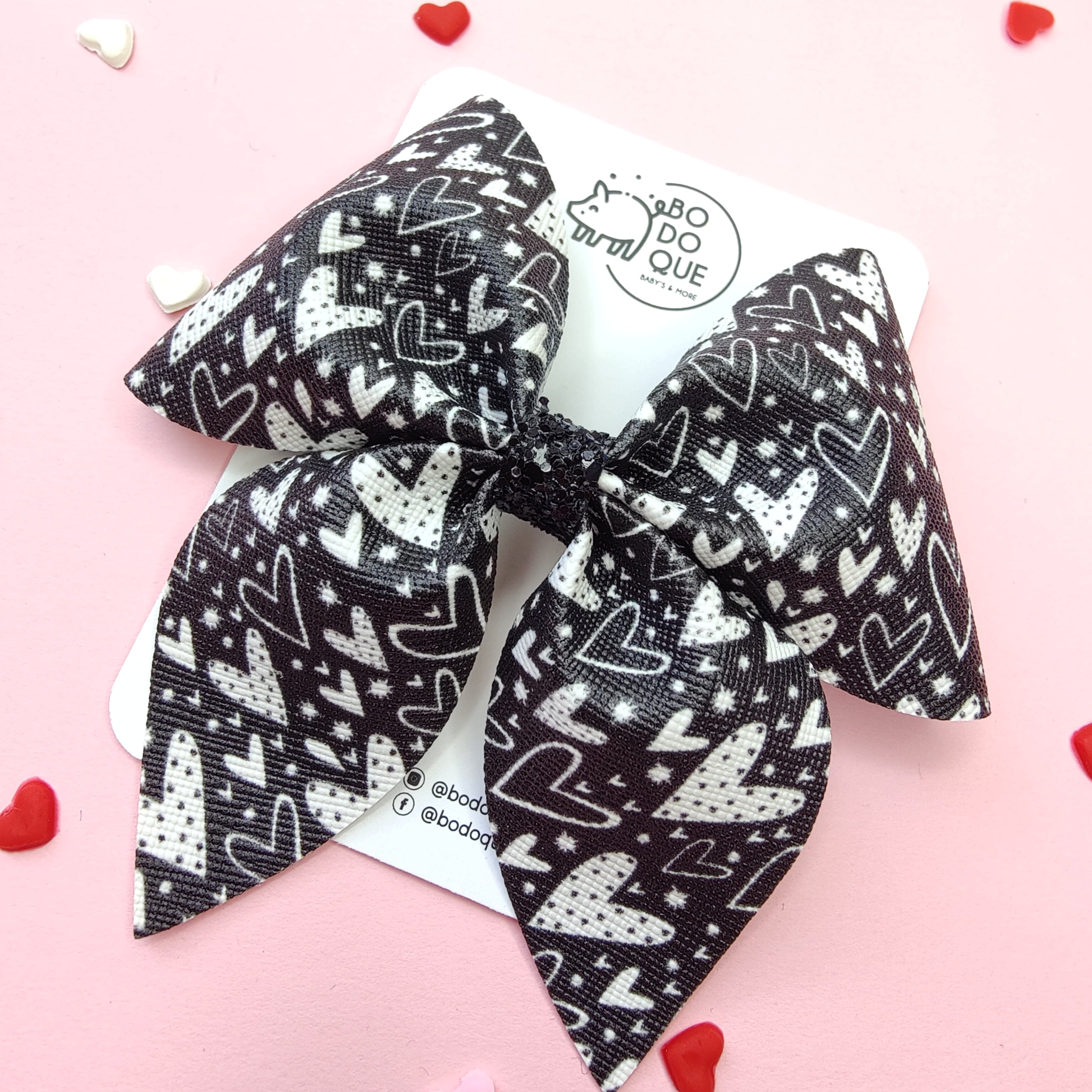 Sofia White Hearts